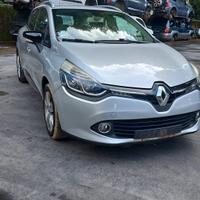 RENAULT CLIO 2013 SOLO PER RICAMBI