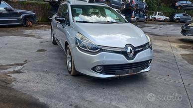RENAULT CLIO 2013 SOLO PER RICAMBI