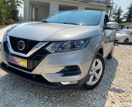 Nissan Qashqai dCi 115CV PREMIUM BUS. CARPLAY/CAM2