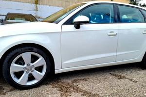 A3 SPB 2.0 TDI Ambition 150CV