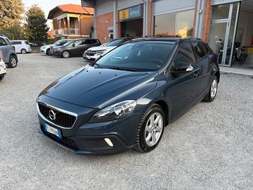 Volvo V40 2.0 D2 120CV Cross Country