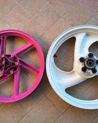 Cerchi Honda NSR 125 ant. 6 razze post. 3 razze