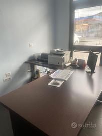 ARREDAMENTO PER UFFICIO COME NUOVO