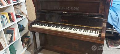 Pianoforte verticale 