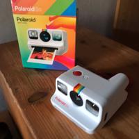 Polaroid go