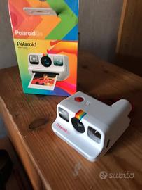 Polaroid go