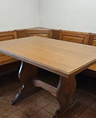 Tavolo con cassapanca e 2 sedie Del Tongo