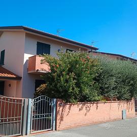 Villetta a schiera S.pietro a vico 220mq