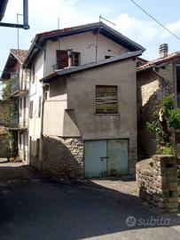 Rustico / Casale di 105 m² con 3 locali a Zavattar
