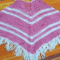 Poncho di lana  lavorato a uncinetto Vintage Bimba