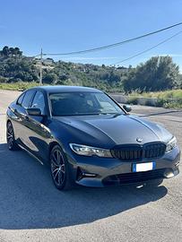 BMW Serie 3 - 318d Sport Line