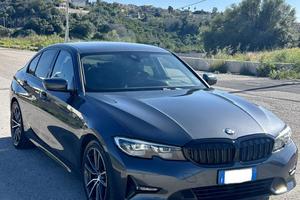 BMW Serie 3 - 318d Sport Line