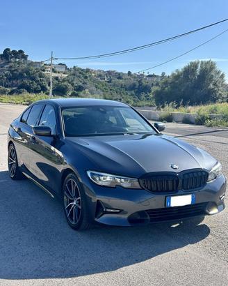 BMW Serie 3 - 318d Sport Line