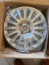 Set 4 copricerchi NUOVI per Fiat Grande Punto