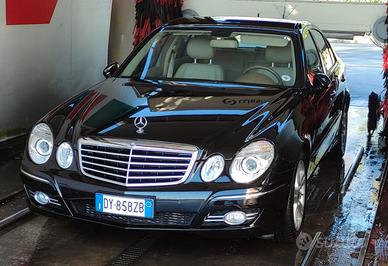 Mercedes E220 evo del 2009 con 29 Mila km