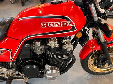 Honda cb1100 super bol'dor