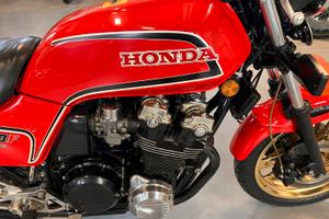 Honda cb1100 super bol'dor