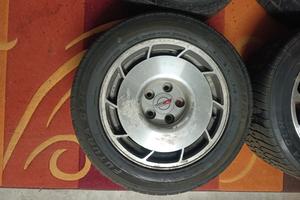 cerchi  originali da 16 per Chevrolet Corvette c4