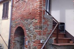 Casa indipendente di 60 m² con 3 locali a Laterina