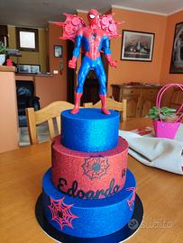 torta scenografica spiderman 