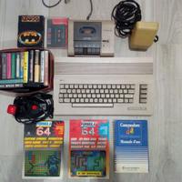 CONSOLE VIDEOGIOCO VINTAGE COMODORE 64