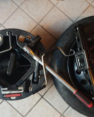 ruotino 147 con accessori e crick