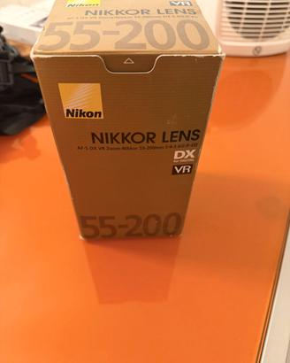 Obbiettivo Nikon af-s dx vr zoom-nikkor 55-200mm