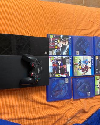 Ps4 slim con accessori