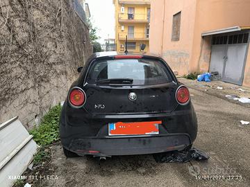 Alfa mito incidentata