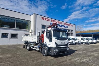 IVECO 150E28 GRU