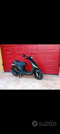 Zip Piaggio 50 4T 