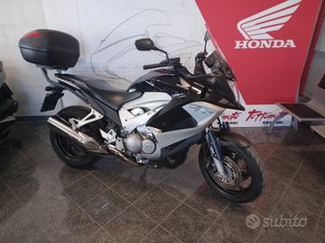 Honda CrossRunner 800