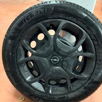 Gomme cerchi 225 55 17 scudo Zafira Peugeot Toyota