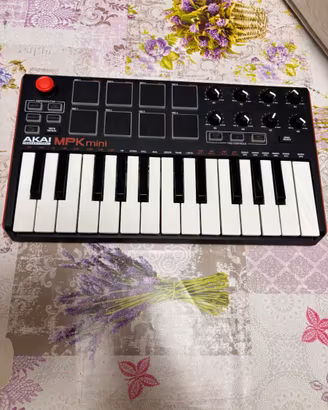 Tastiera Controller MIDI Akai MPK Mini MK2