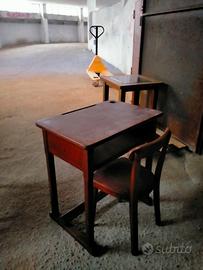 piccolo banco da scuola con sedia anni 50/60