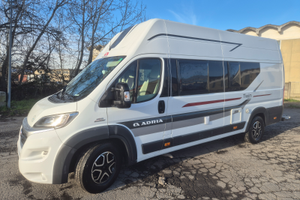 Camper furgonato adria twin 640shx