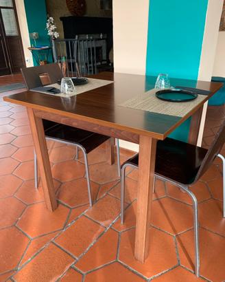 Tavoli in legno