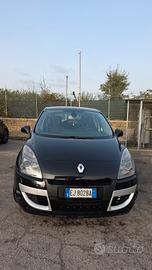 Renault Scenic xMod 1.5dci