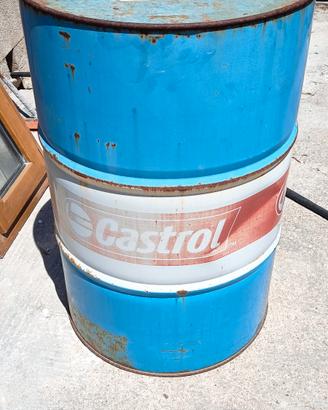 Castrol Barile di petrolio dal design vintage cool