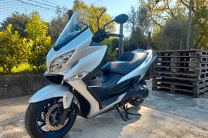 BURGMAN 400 ANNO 2023 KM 21000