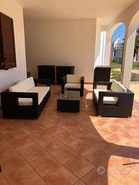Set di sedute in rattan con cuscini