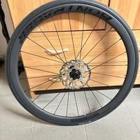 Coppia Cerchi Trek Bontrager aerolus elite 35