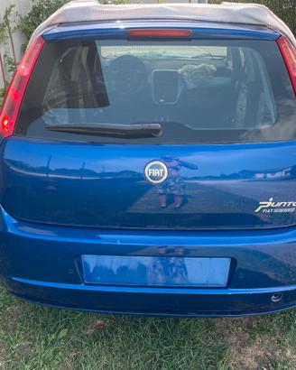 Paraurti e portellone per Fiat Grande Punto