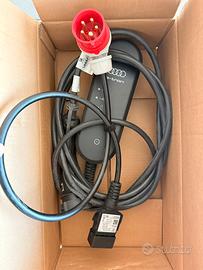 Carica batteria auto elettrica nuovo mai usato
