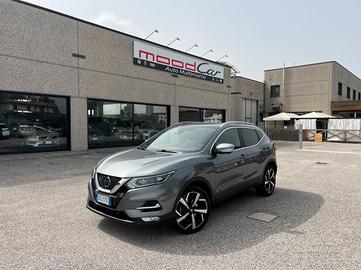 Nissan Qashqai 1.3 dig-t Tekna 160cv TETTO PELLE L