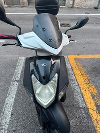 Moto scooter
