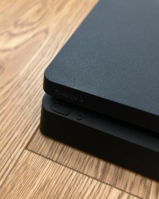 PS4 con 1 controller e giochi