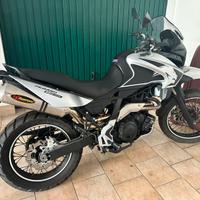 Pegaso trail 660 incluso passaggio proprietà