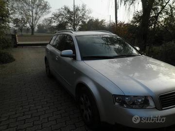 AUDI A4 2ª serie - 2002