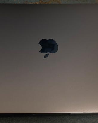 MacBook Pro (M2, 2022)